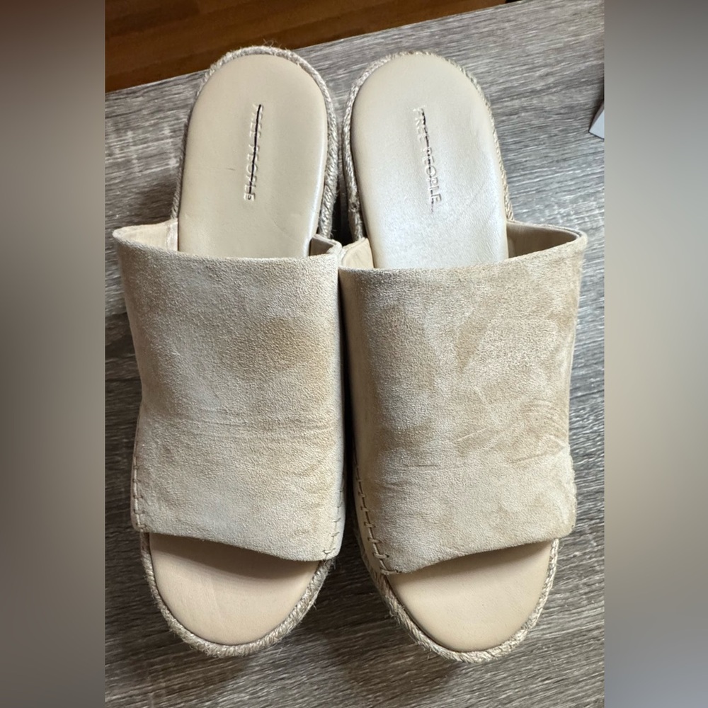 Santorini Espadrille Sandals - Picture 4 of 12